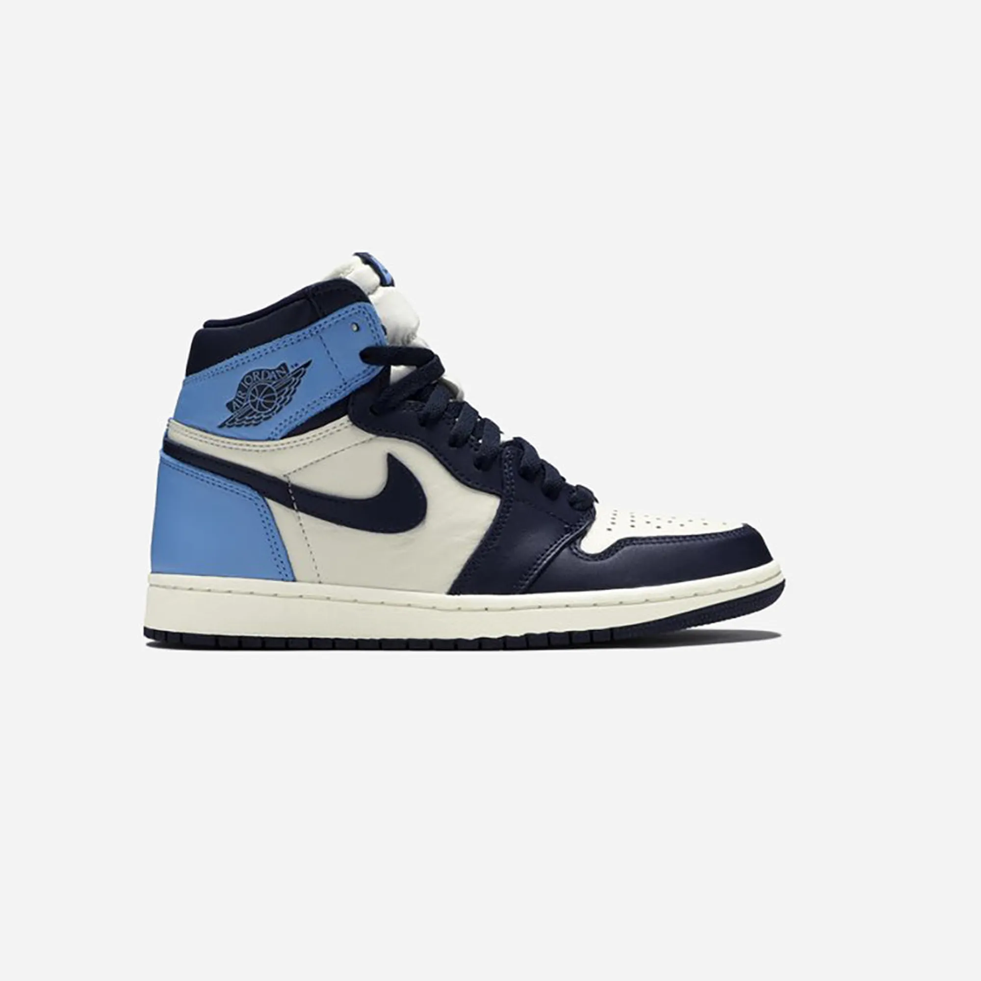 Nike Air Jordan 1 Retro High Obsidian Hexagonal Traction