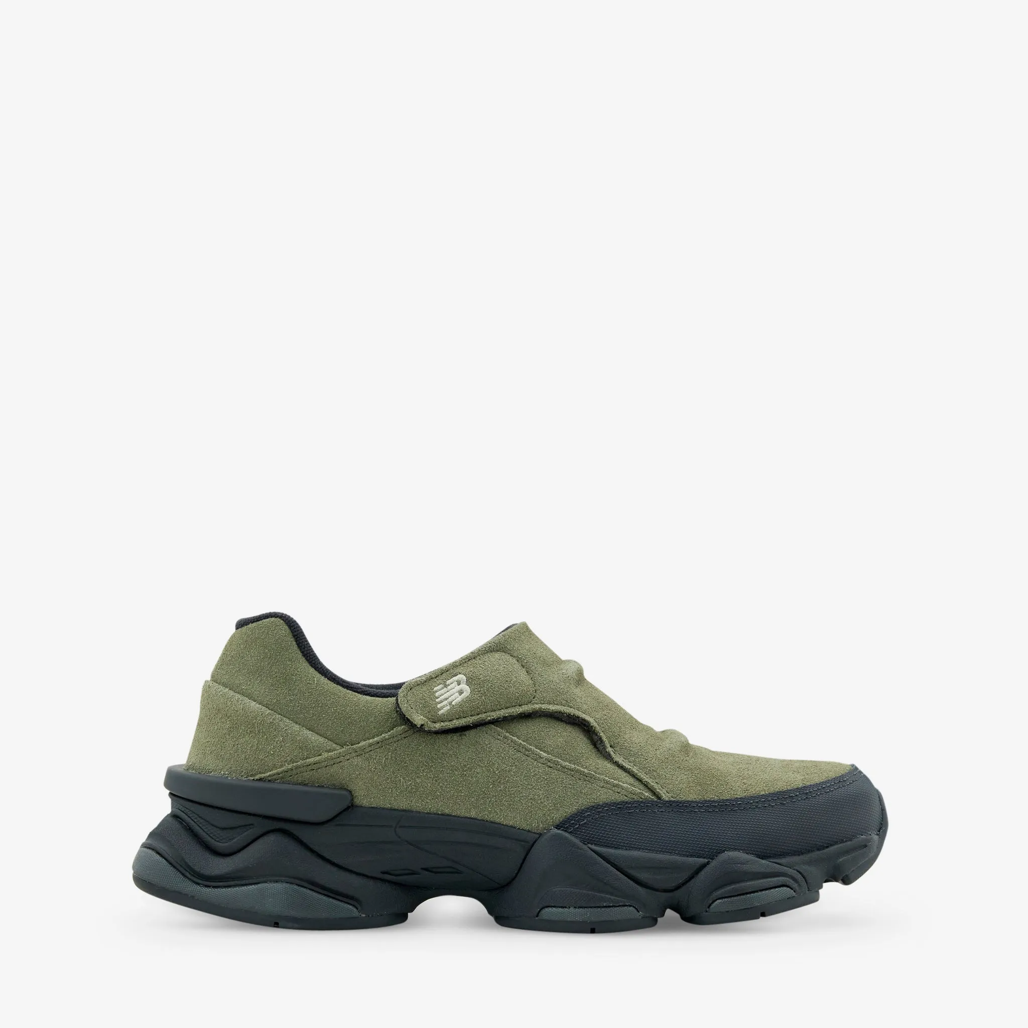 Coffee Walk Street Proof 8040 Dark Peridot | Phantom Black