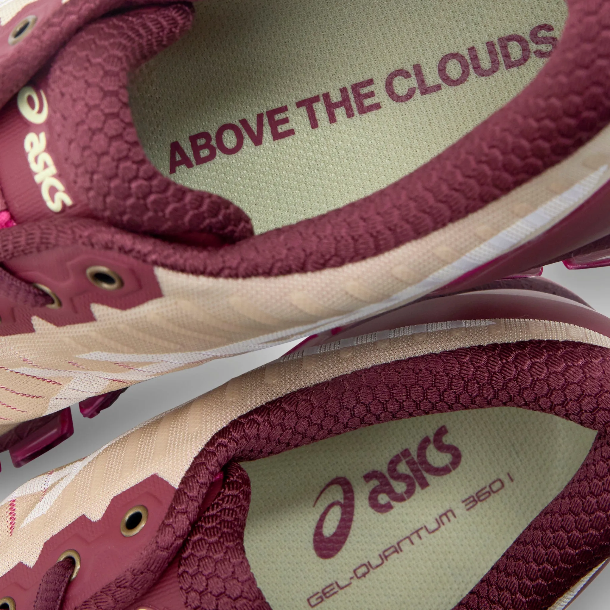 Above The Clouds x Gel-Quantum 360 I Soft Yellow | Brisket Red Quick Slide Movie Night