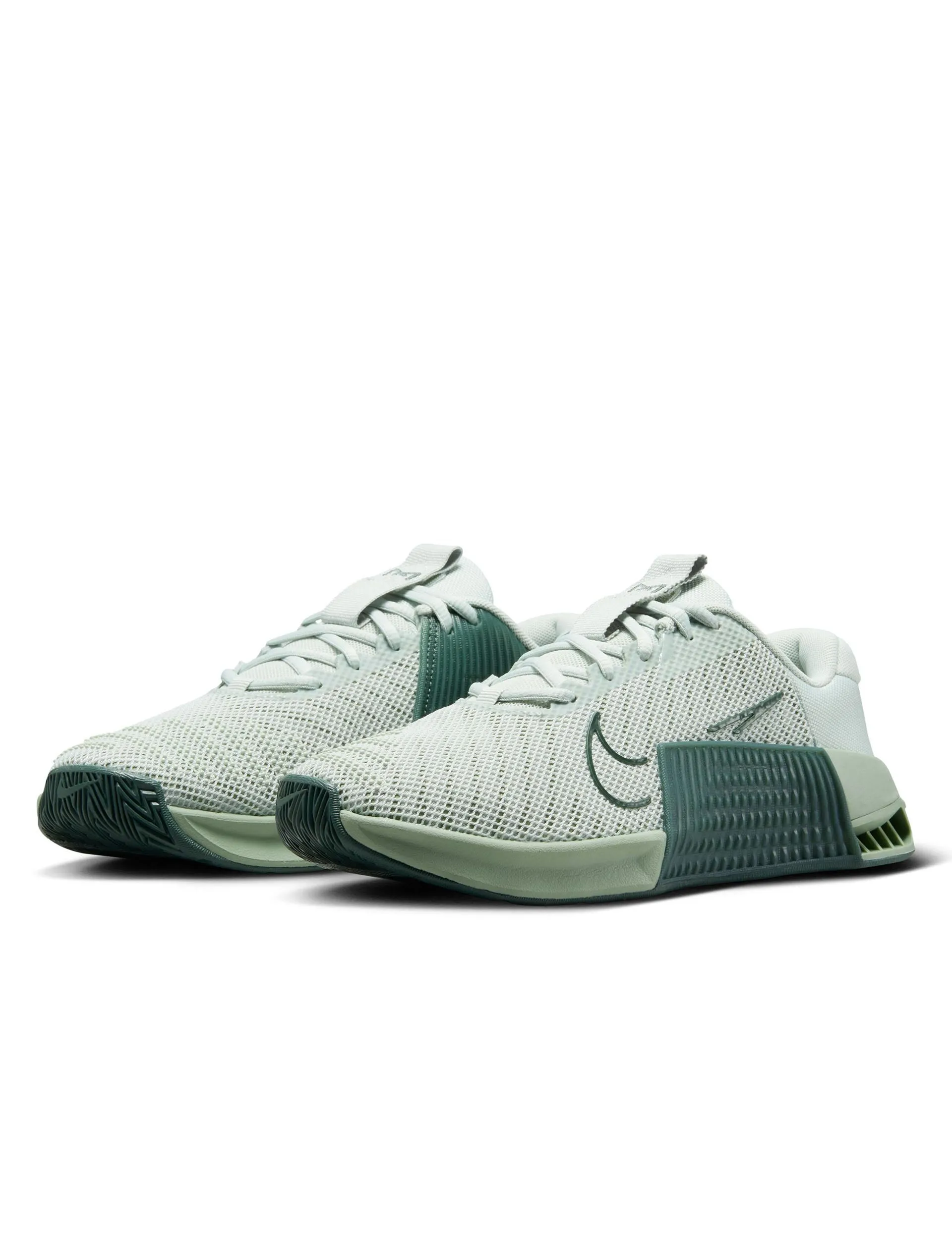 Warm Keep Metcon 9 Shoes - Light Silver/Vintage Green/Jade Horizon