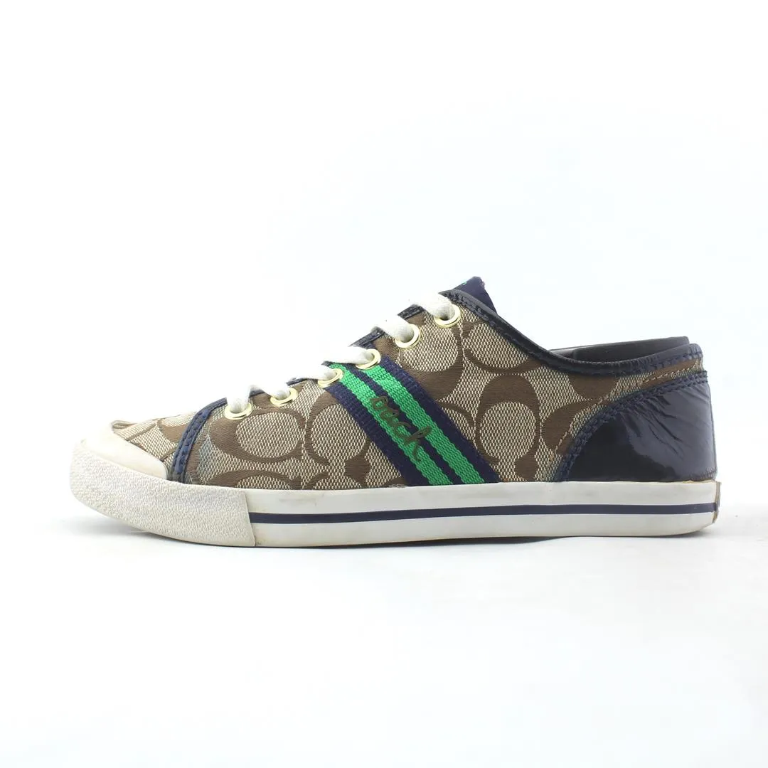 COACH  FOLLY High-Quality Materials