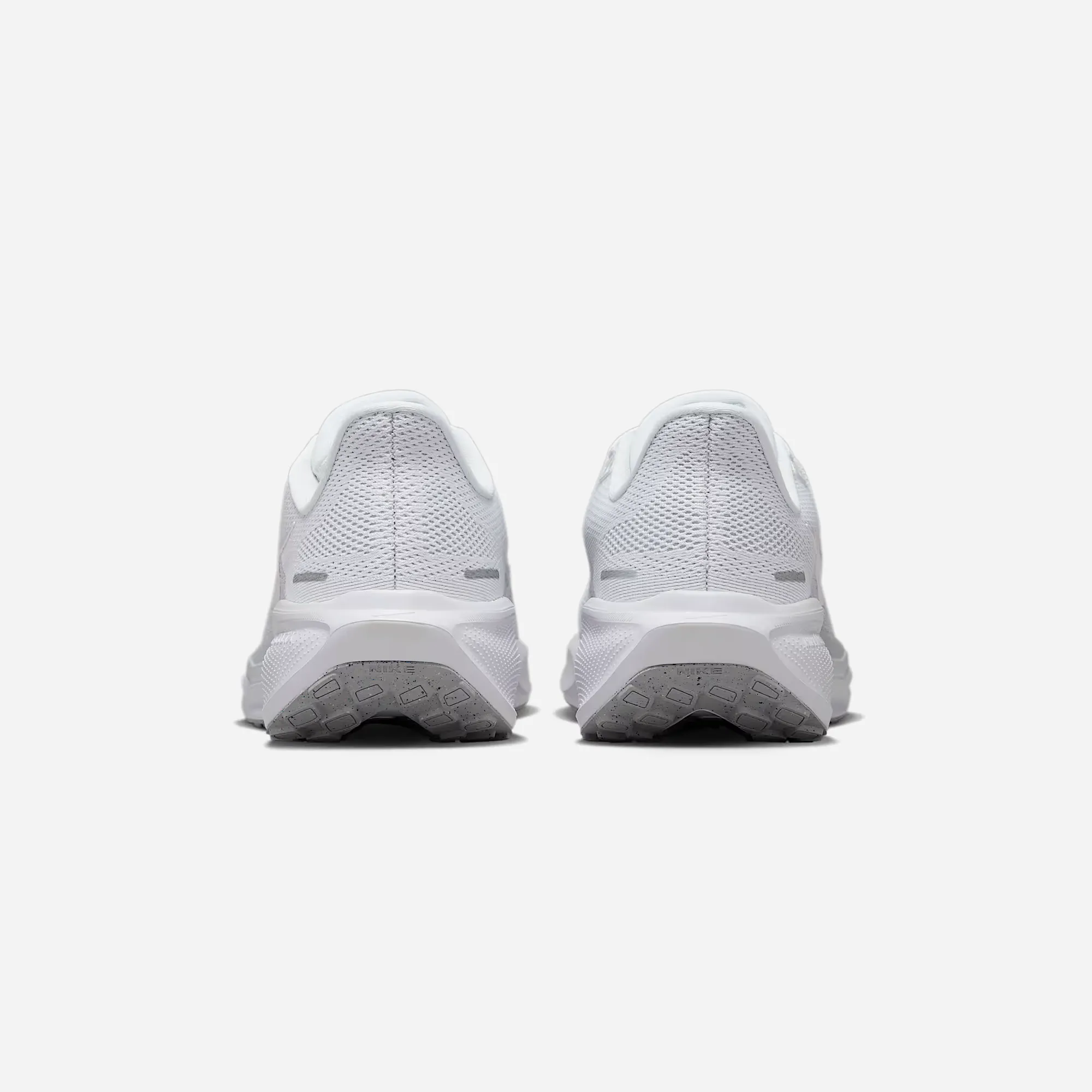 Nike Air Zoom Pegasus 41 Womens Shoes White Waterproof Coating