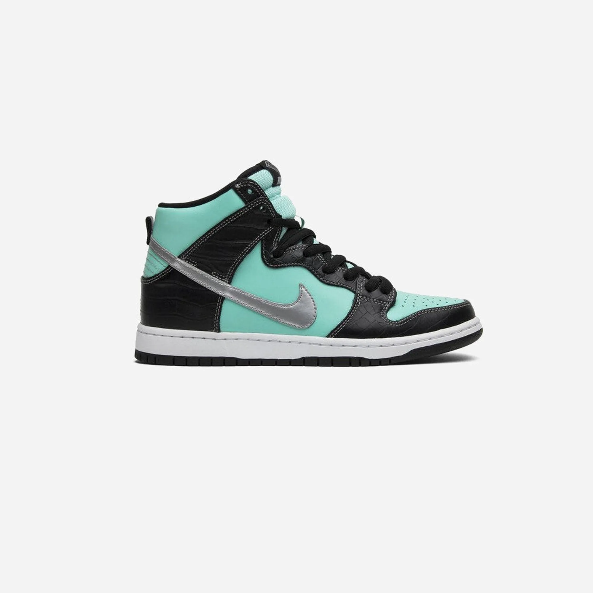 SB DUNK HIGH DIAMOND SUPPLY CO. Flex Zone Design Easy Slip On