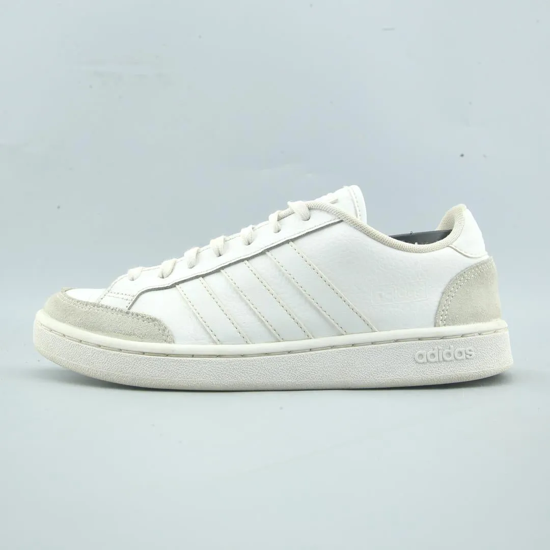 ADIDAS GRAND COURT SE Handcrafted Details Low Touch