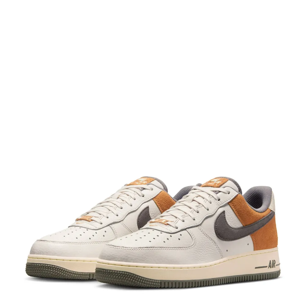 Air Force 1 Low 07 LV8 - Mens Forest