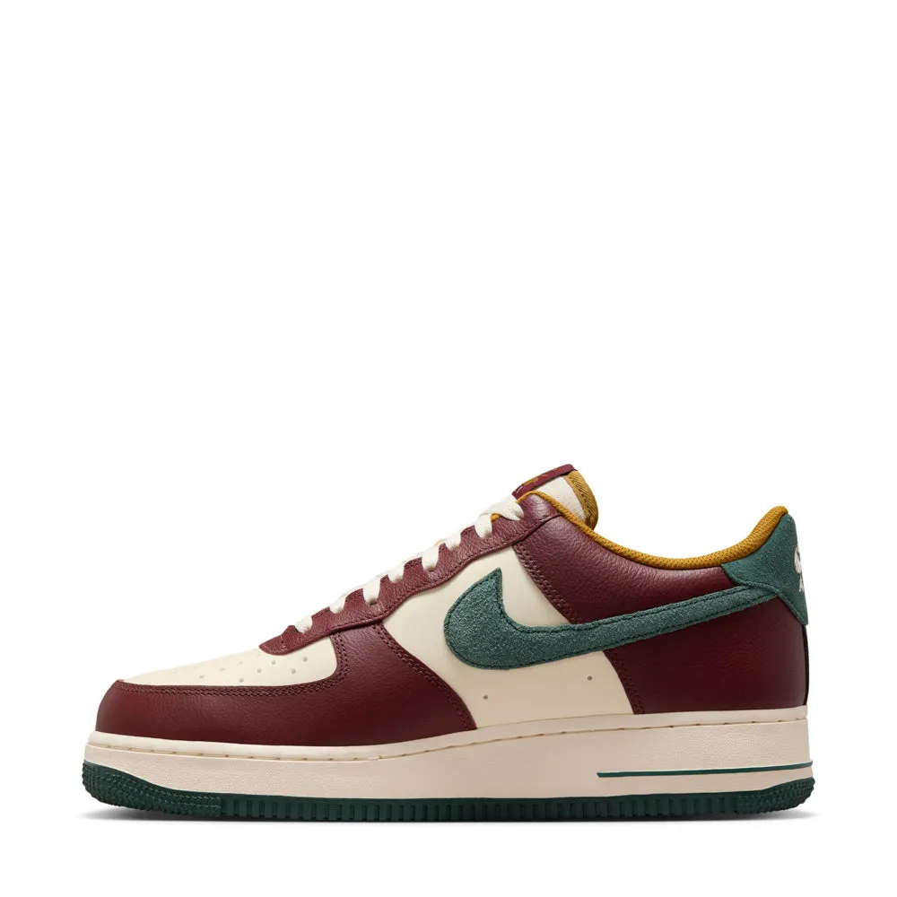 Sculpted cushioning Air Force 1 Low 07 LV8 - Mens