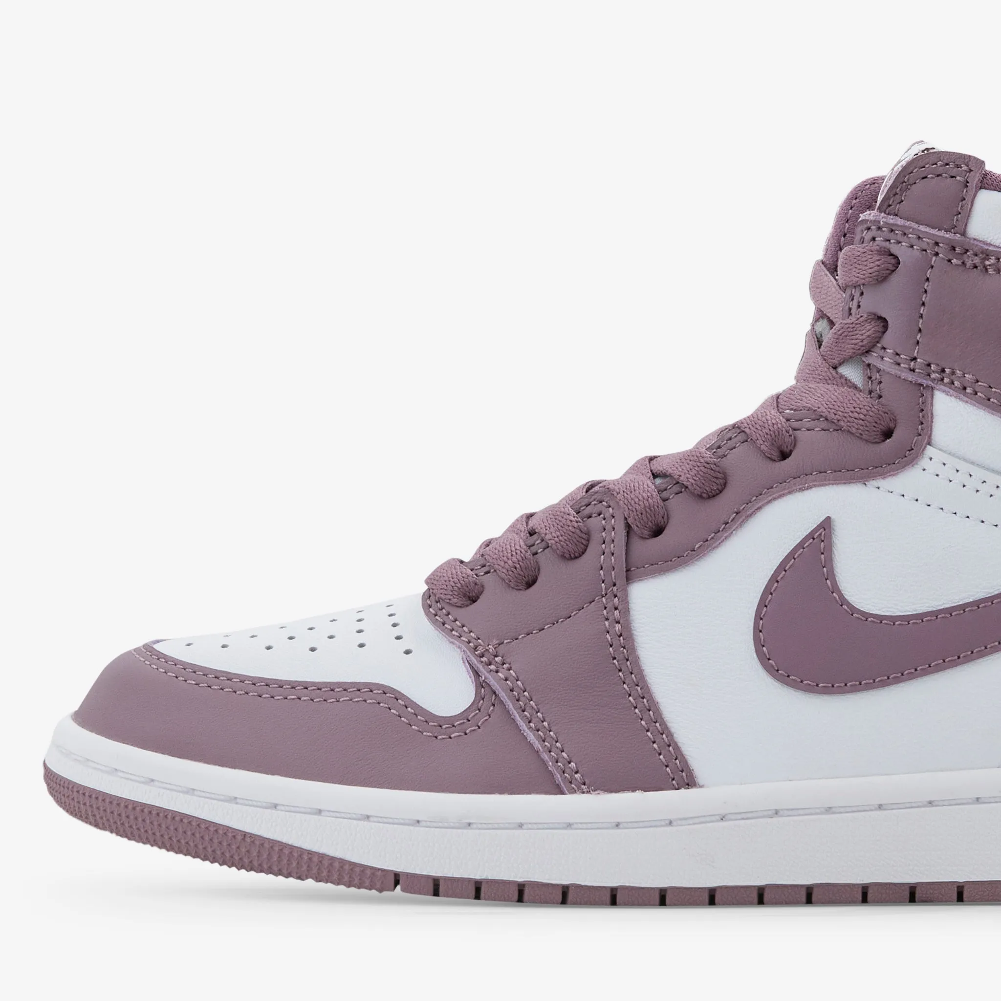 Air Jordan 1 Retro High OG White | Sky J Mauve | White Easy to Wear