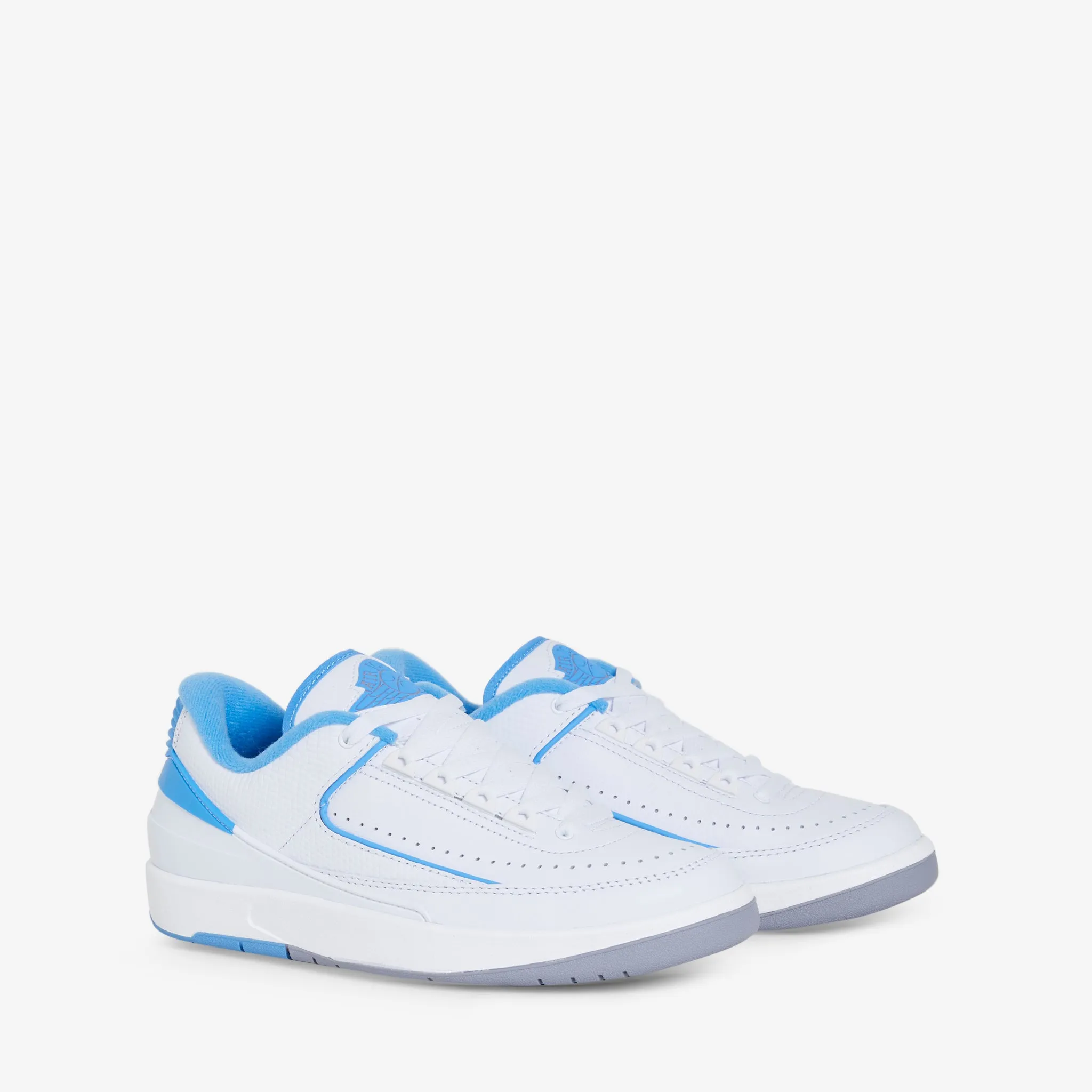 Air Jordan 2 Retro Low White | University Blue | Cement Grey Foot Shape Street Comfort