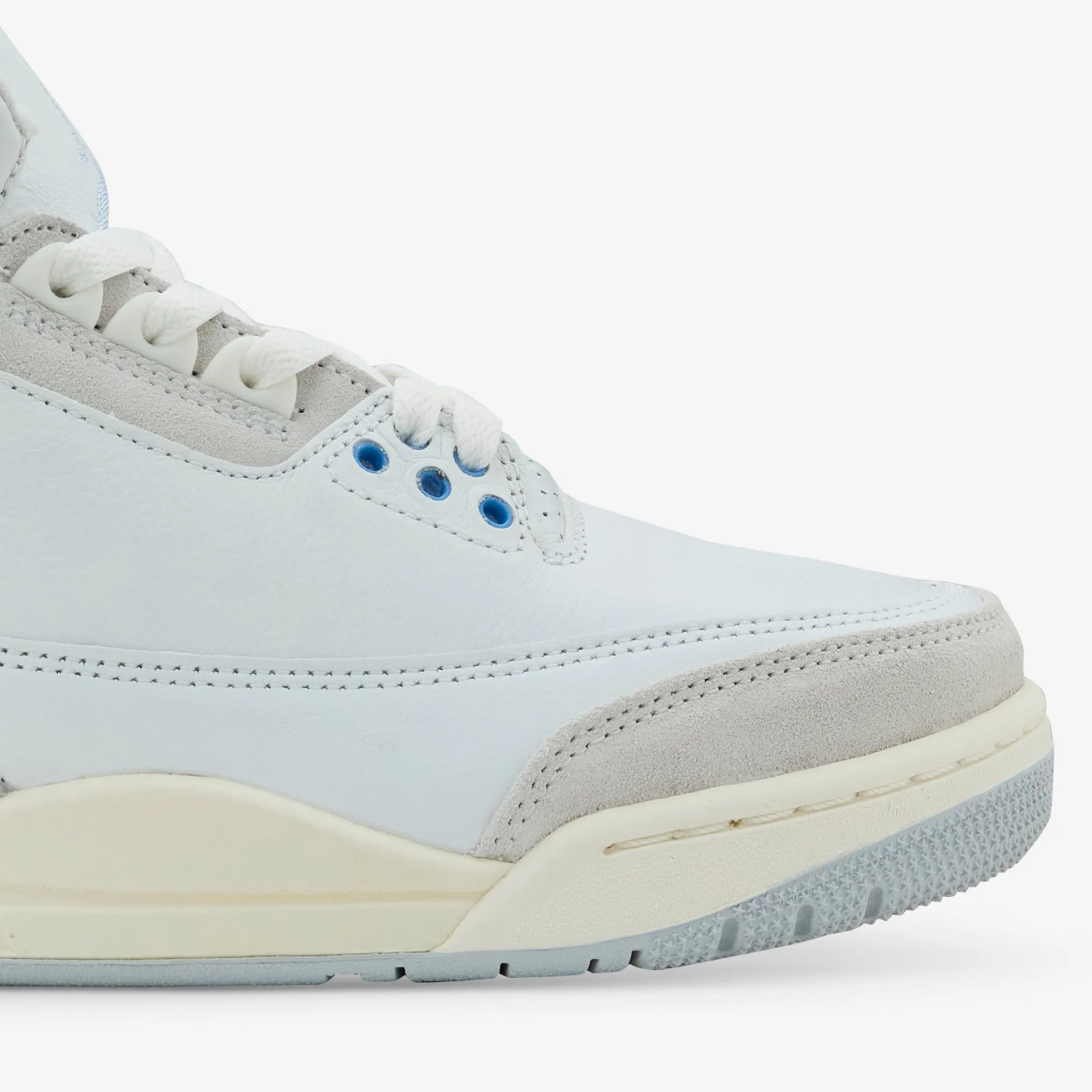 Air Jordan 3 Retro 'Lucky Shorts' Summit White | Hydrogen Blue | Legend Blue Ankle friendly Friend Pace