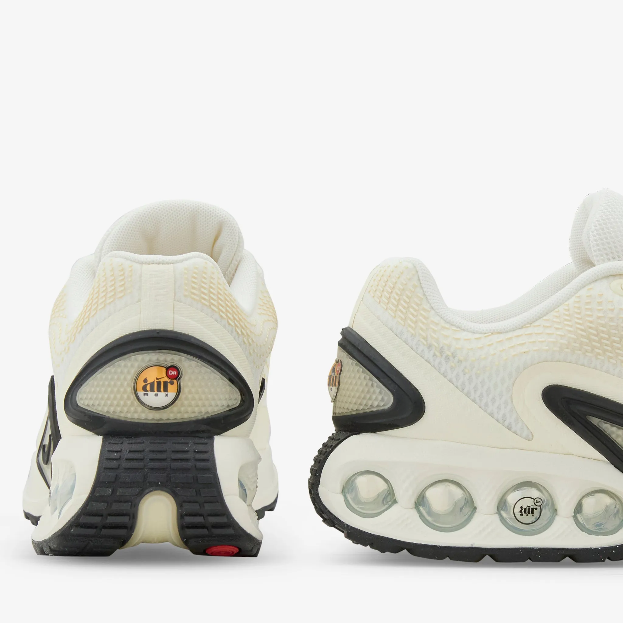 Quick Start Marathon Pace Air Max Dn Sail | Black | Coconut Milk | Beach
