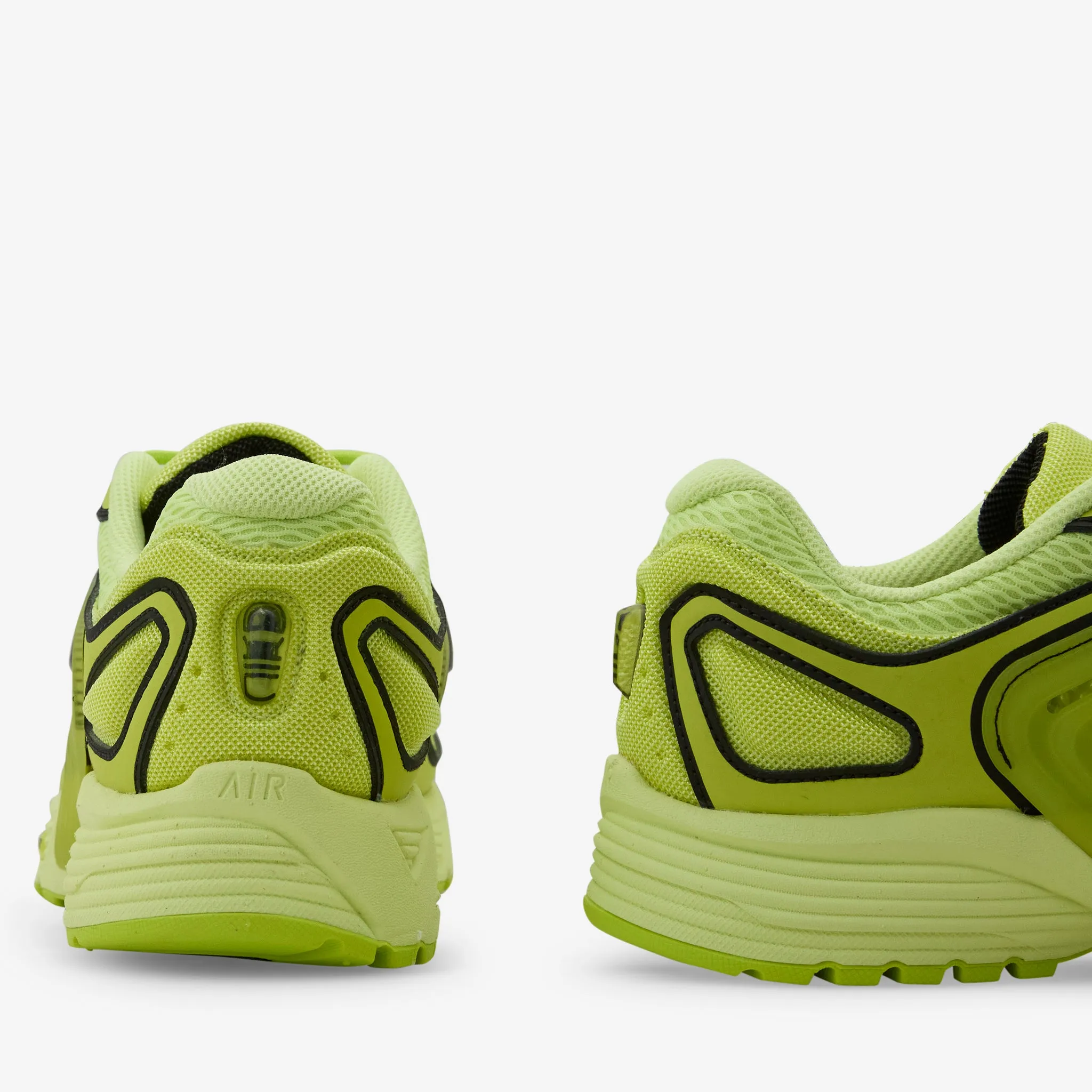 Air Pegasus Wave Light Lemon Twist | Black | Cyber Free Walk Dog Hike