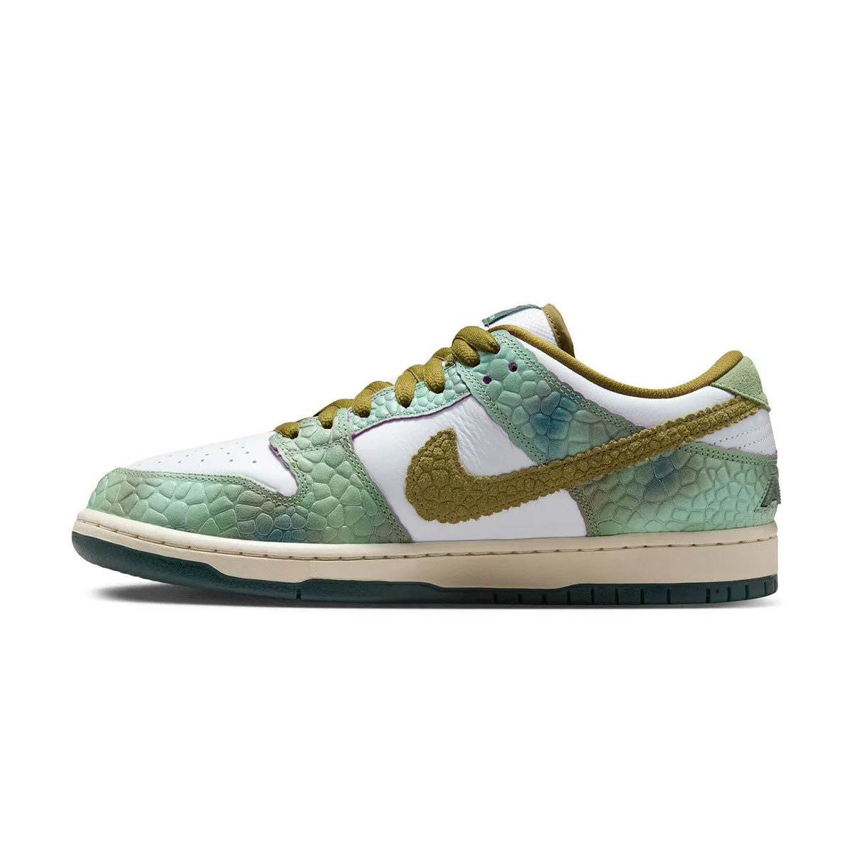 Peak Step Training Mode   Alexis Sablone SB Dunk Low 'Oil Green'