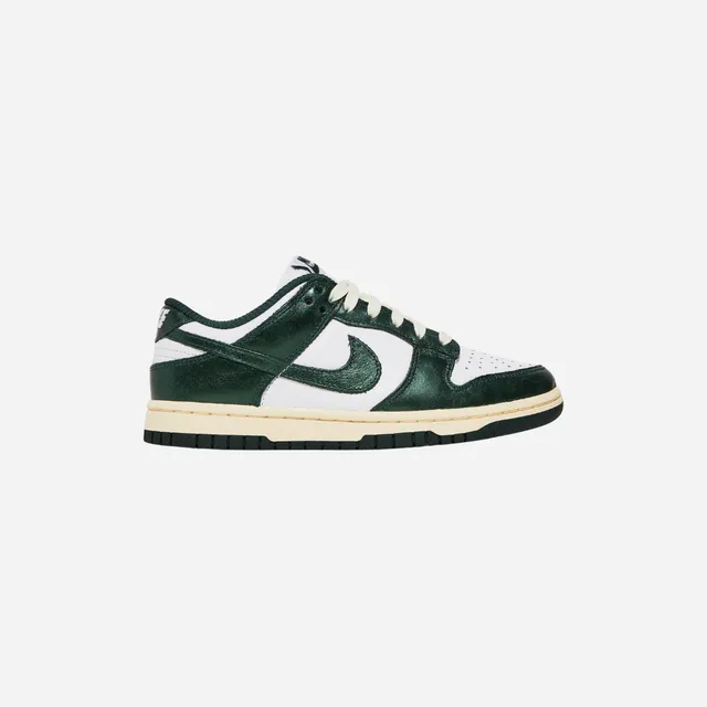 Moisture Wicking Sockliner Travel Companion Nike Dunk Low Vintage Green WMNS