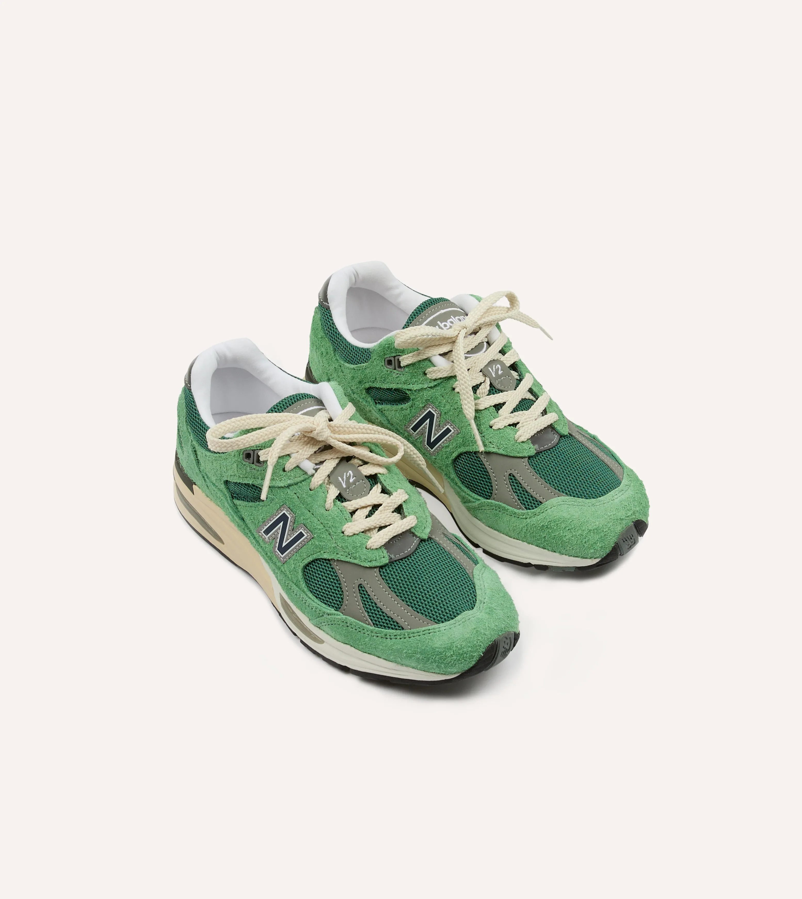 New Balance Green 'Grounded Pastels' Made in UK 991v2 Trainers volleyball players stylish men's options