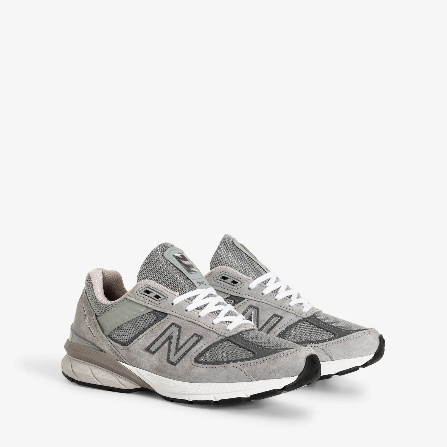 Women's Made in USA 990v5 Grey | Castlerock Classic Wear
