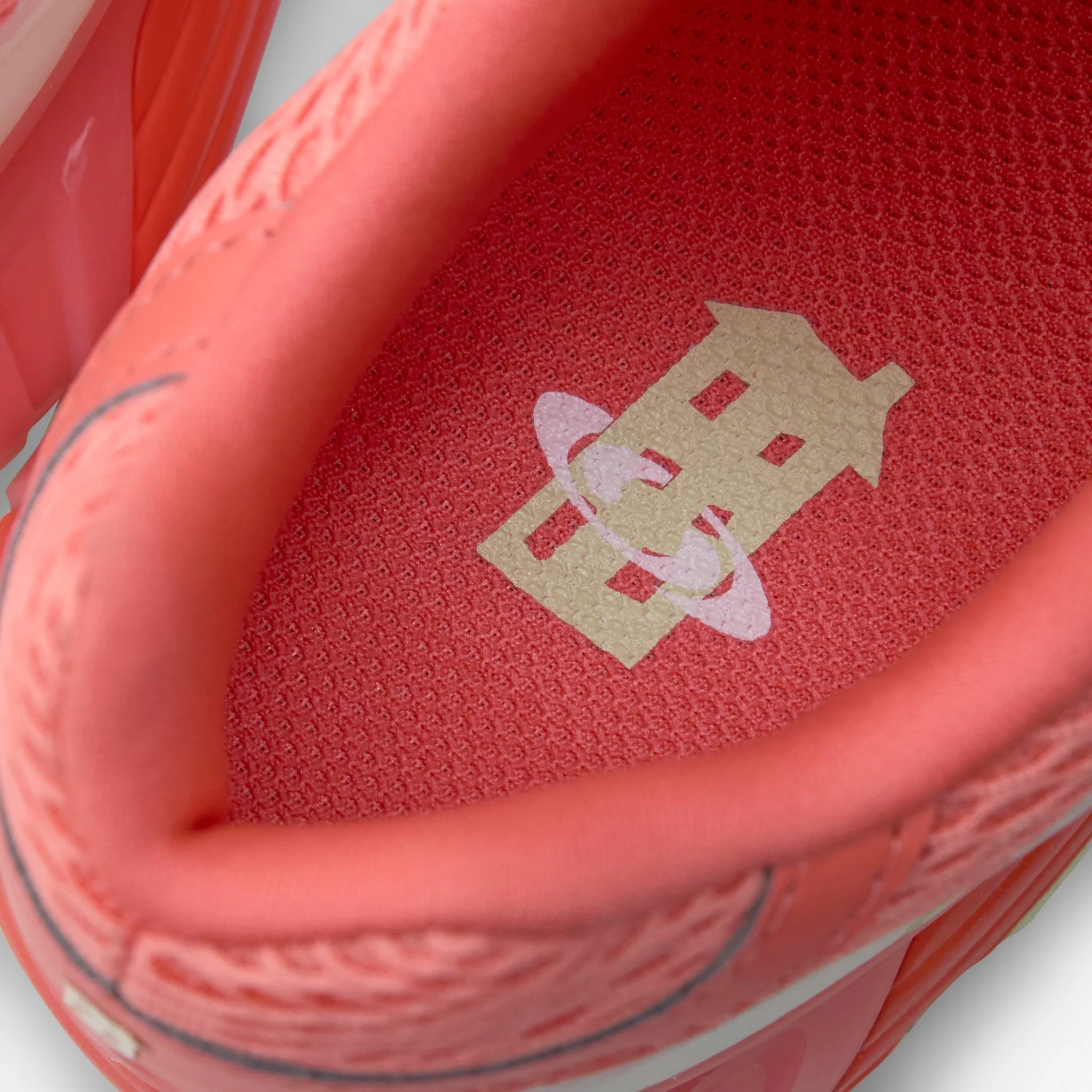 Ama Lou x XT-Whisper Void Vanilla Ice | Fusion Coral | Emberglow Fashionable Design