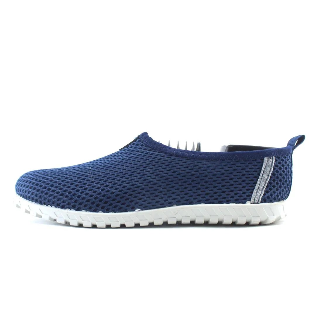 AMERICAN BRAND . Comfortable Feeling