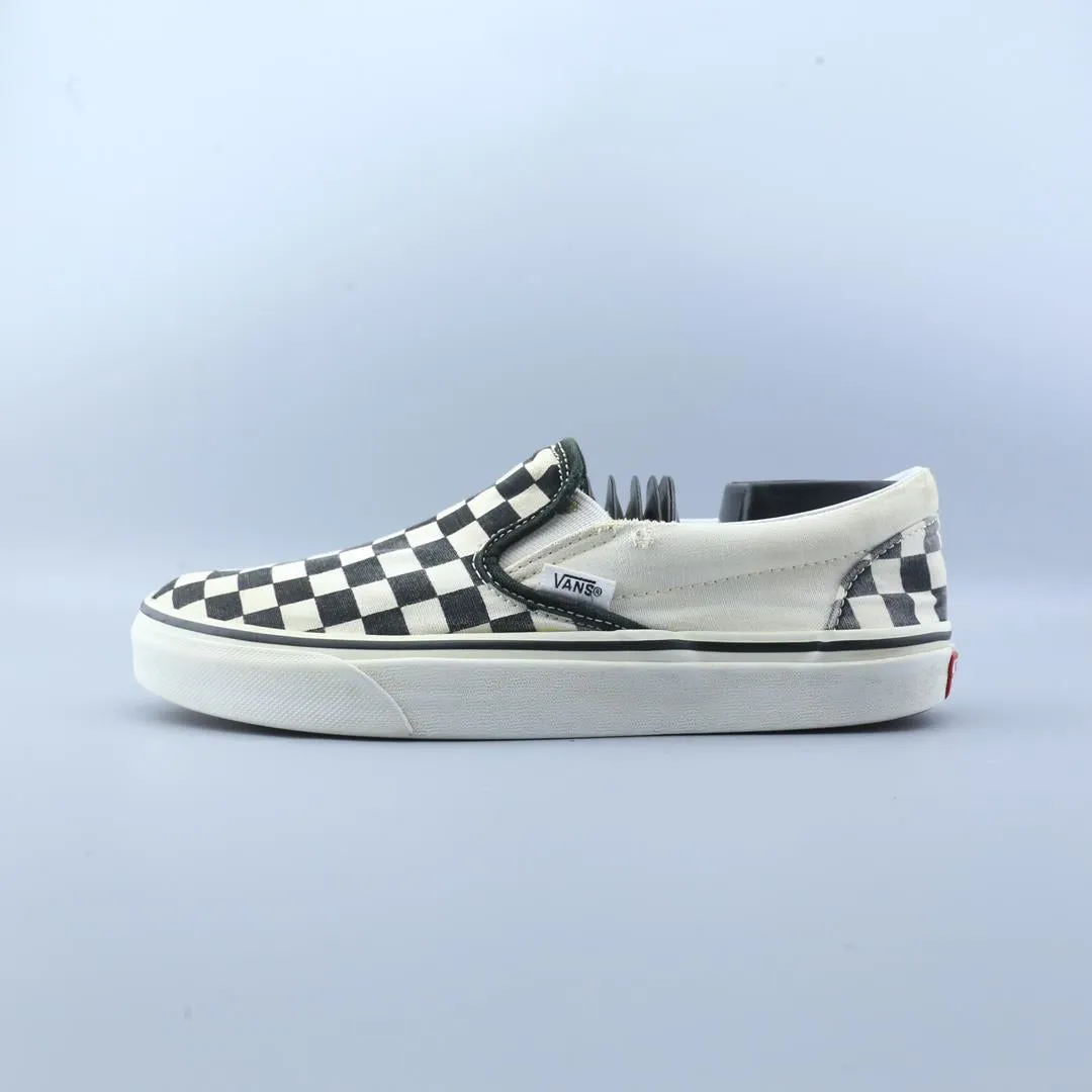 VANS CLASSIC CHECKERBOARD Classic Style Alley Walk