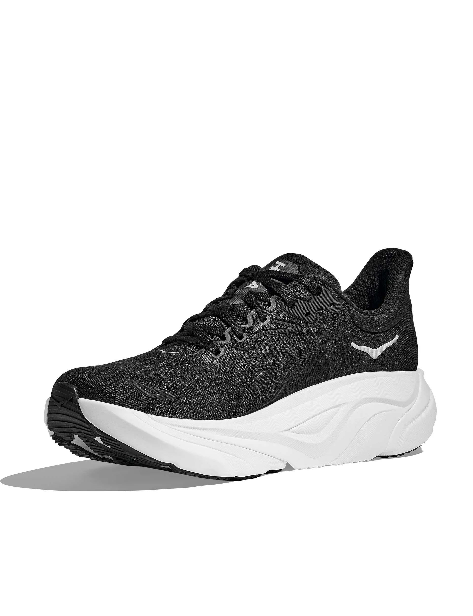 Pavement - running Arahi 8 Wide - Black/White