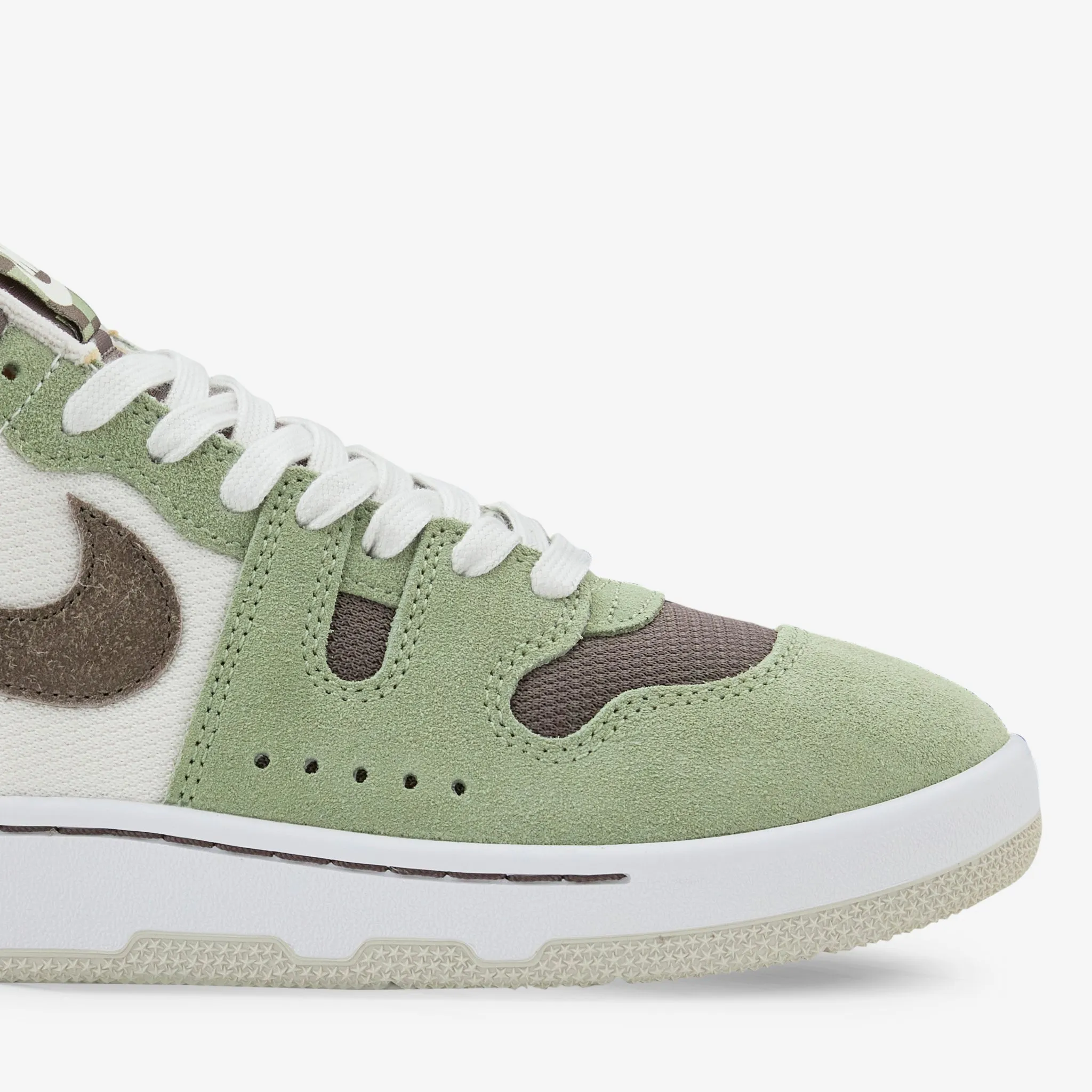Attack Oil Green | Oil Green | Sail | White Easy Care