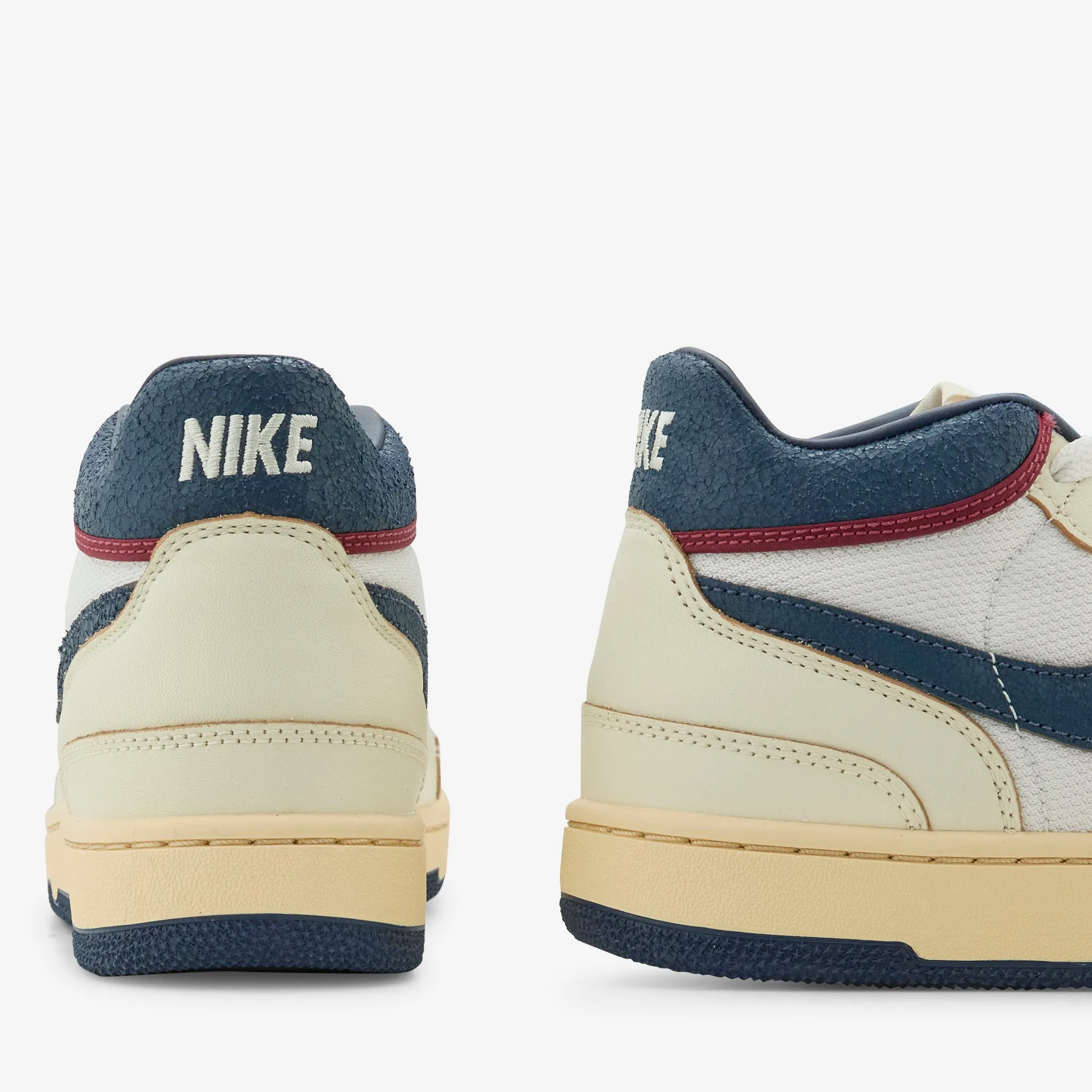 Smooth Entry Attack Premium Sail | Midnight Navy | Coconut Milk