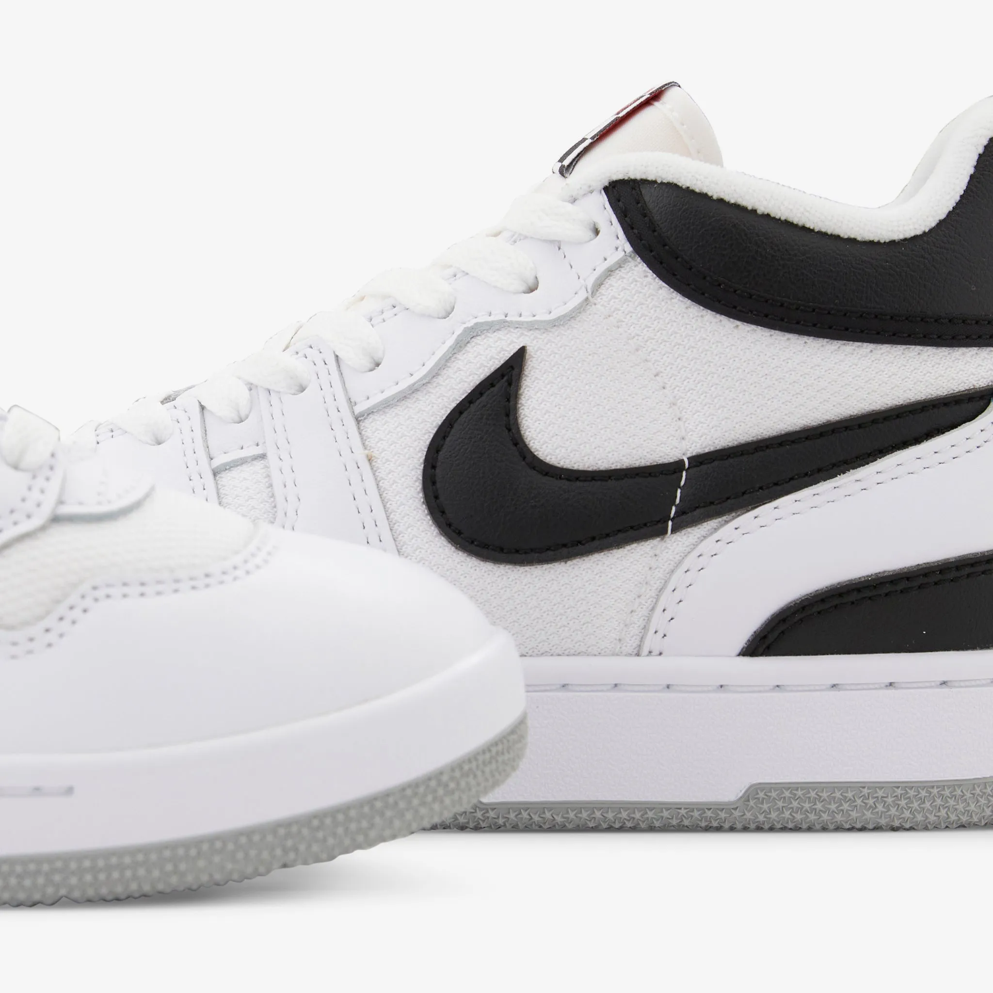 Energy Returning Heel Attack White | Black | White