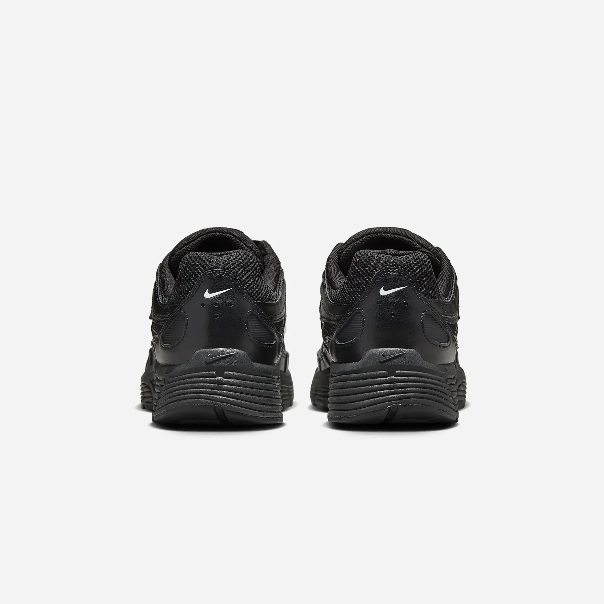 Nike P-6000 Black White Outfit Flex Thermal Regulating Insole
