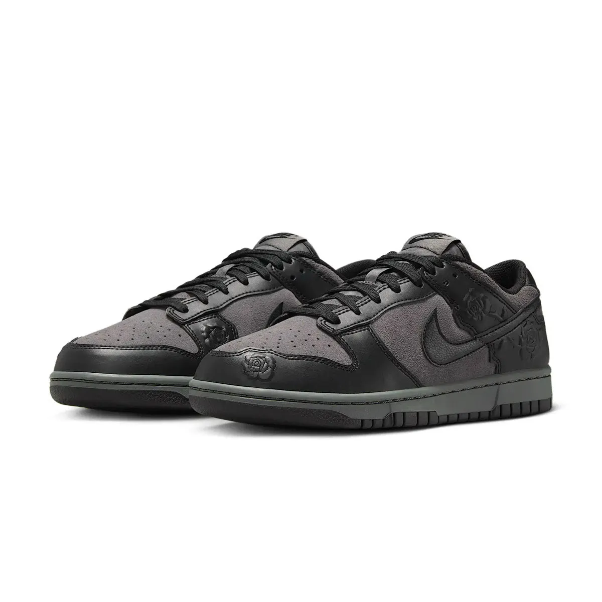 Skin Soft Wmns Dunk Low 'Black Roses'