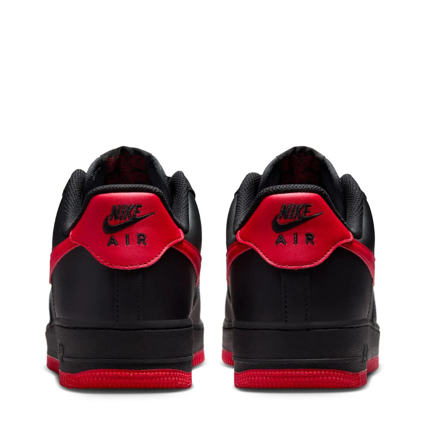 Sporty Air Force 1 Low 07 - Mens