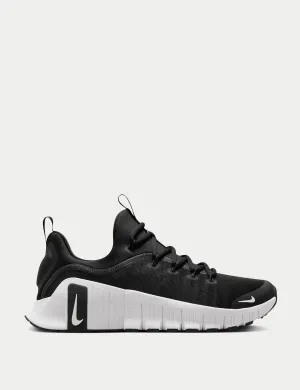 Free Metcon 6 Shoes - Black/White Walking Vibe Cruise Ready