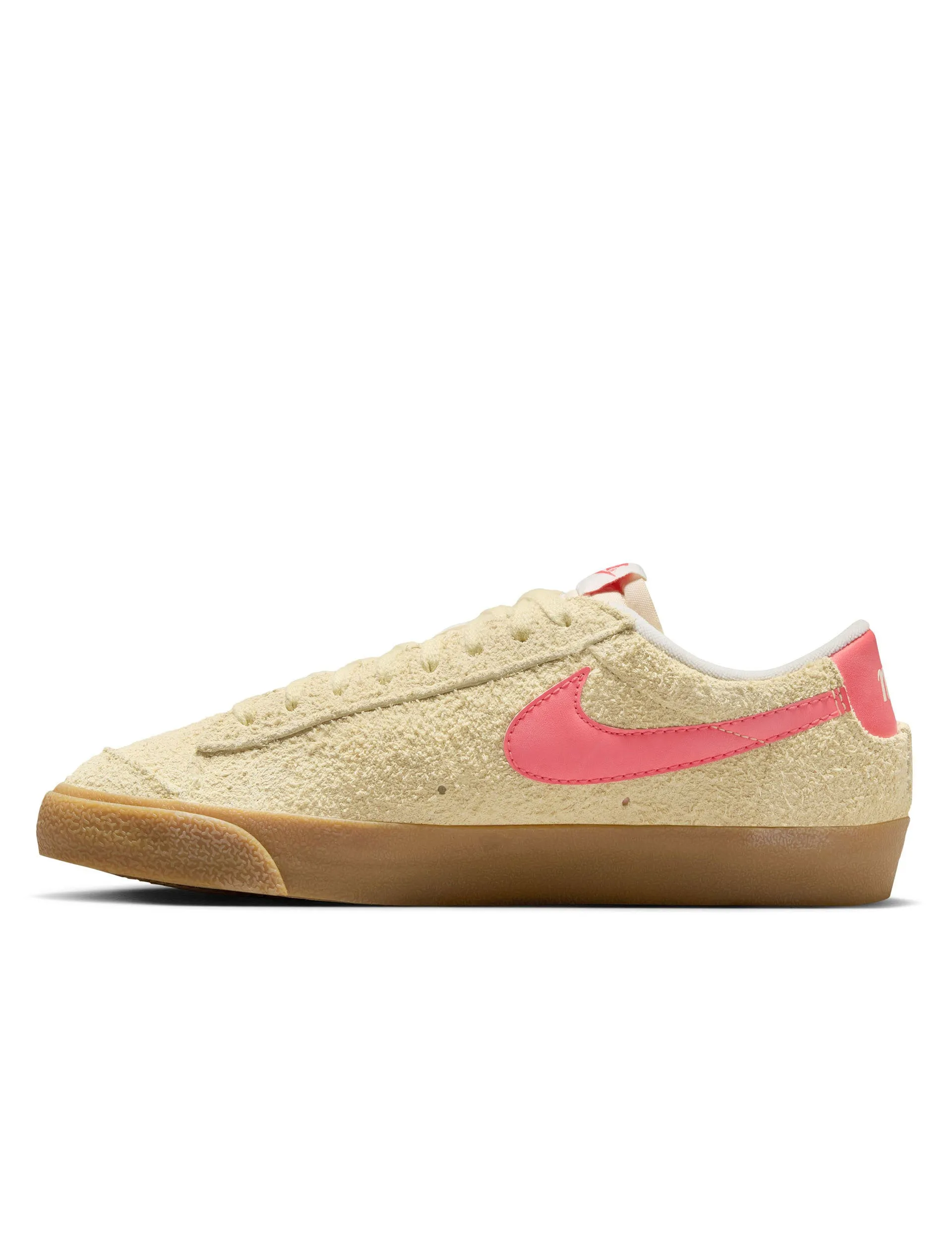 Blazer Low '77 Vintage Shoes - Alabaster/Magic Ember/Gum Light Brown Ortholite insole Smooth Walk