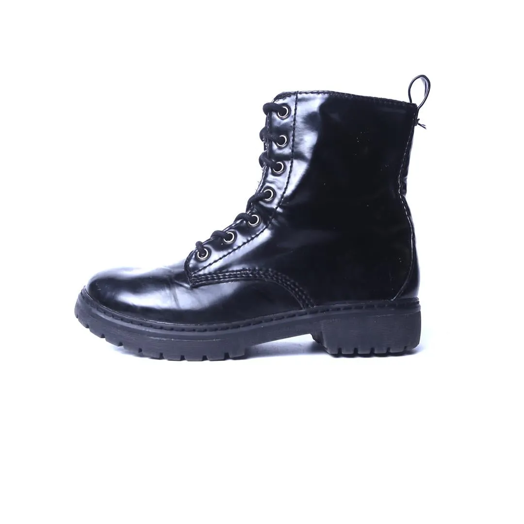 BONGO . Bold Detail Ultra Breathable