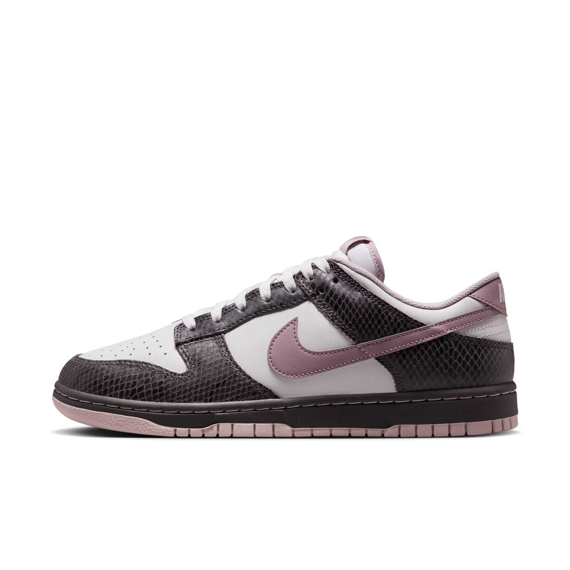 Luggage Fit Nike Dunk Low SE