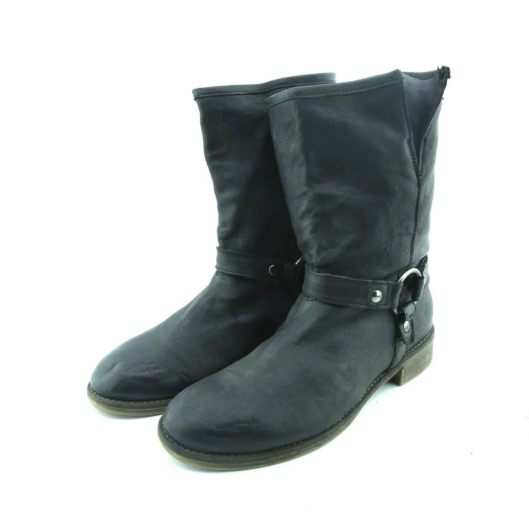 BOUTIQUE 9 CHASEN Pet Play Suede Warm