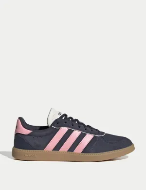 Breaknet Sleek Shoes - Shadow Navy/Pink Spark/Off White Simple Pair