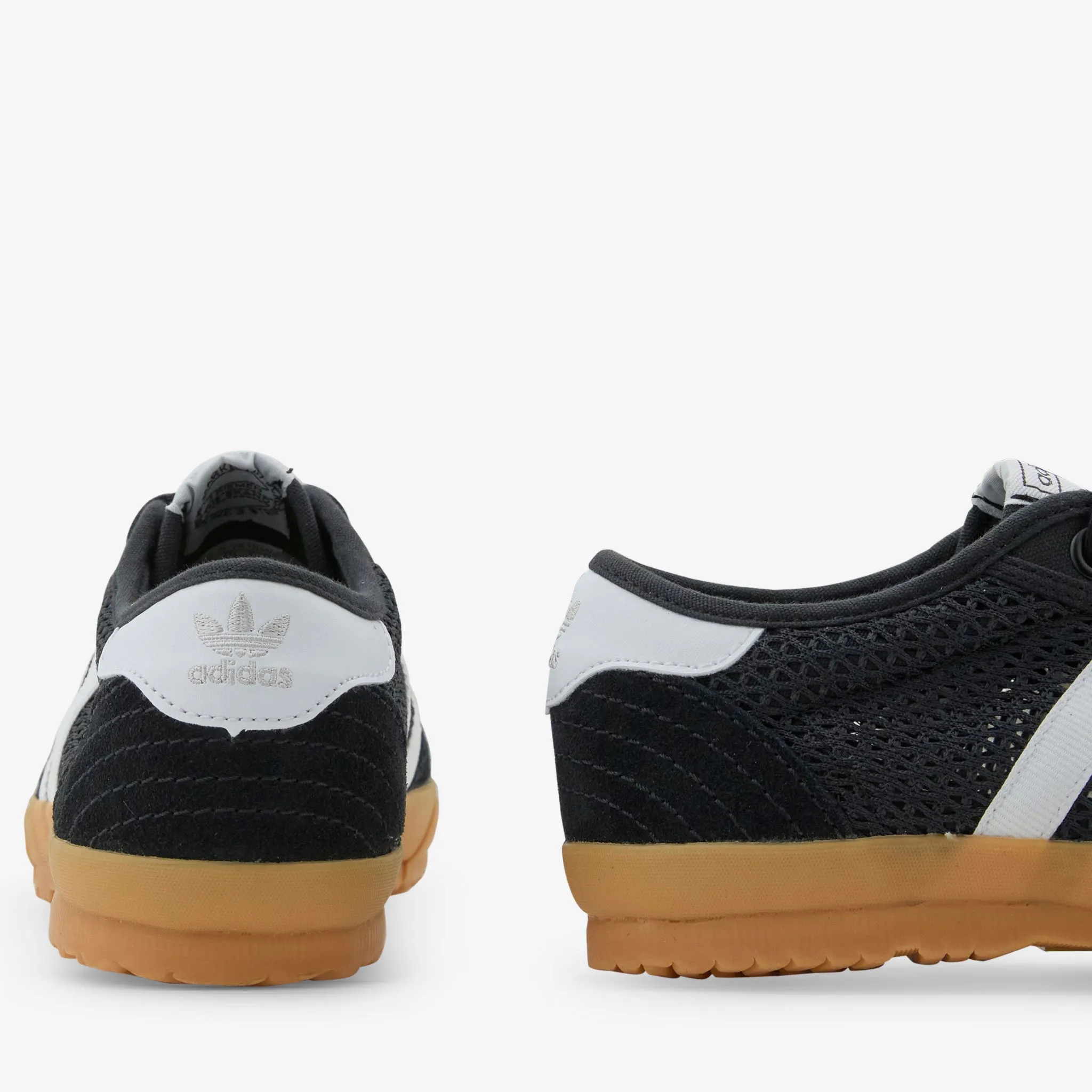 Women's Tischtennis Core Black | Cloud White | Crystal White Edge Appeal Urban Essential