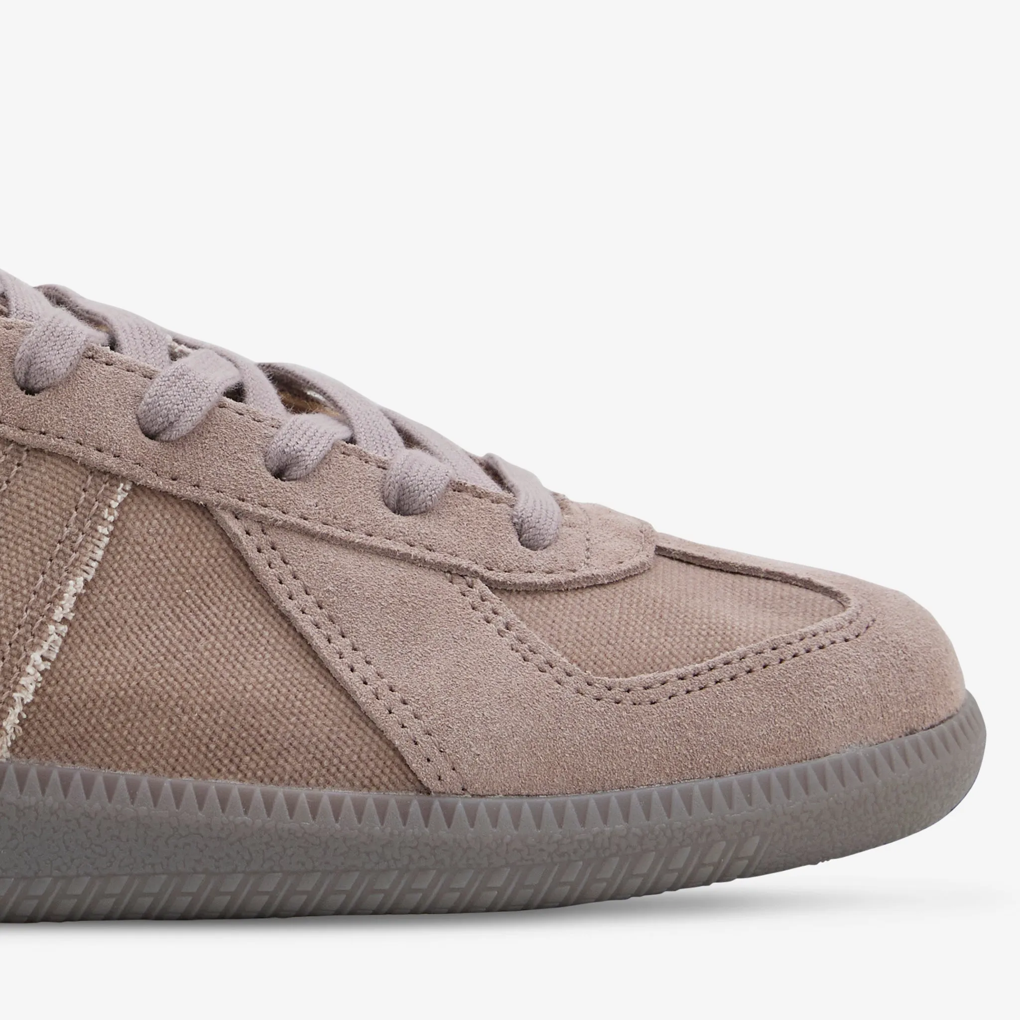 chic aesthetic BW Army Beige | Brown | Brown
