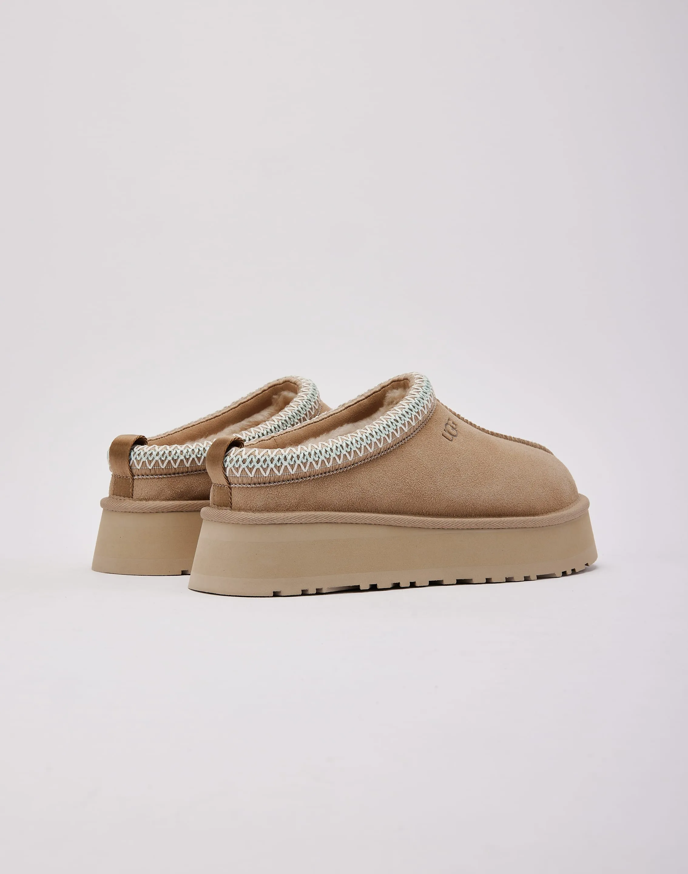 UGG Tazz II travelers' sports accessories