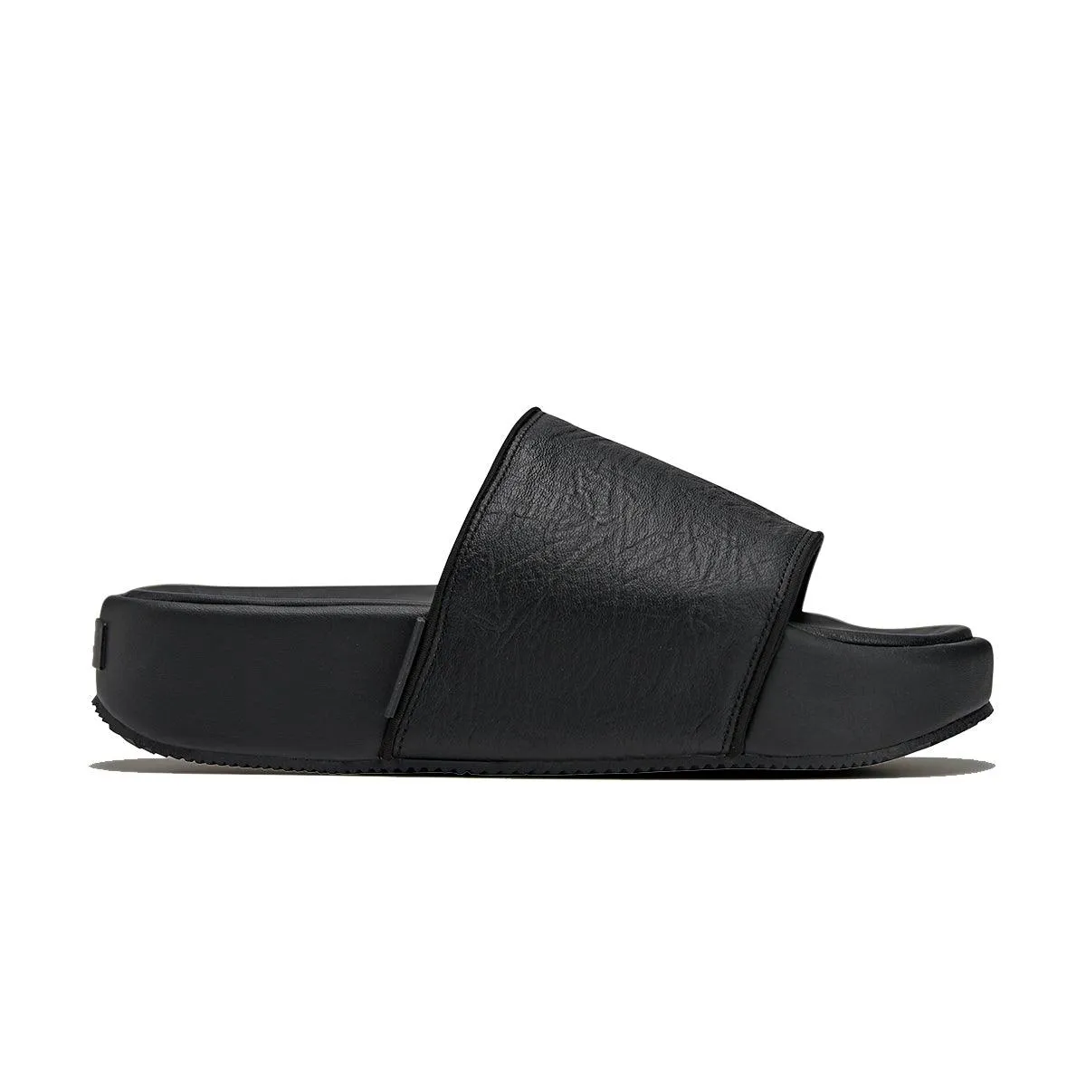 Leather Slides 'Black' construction