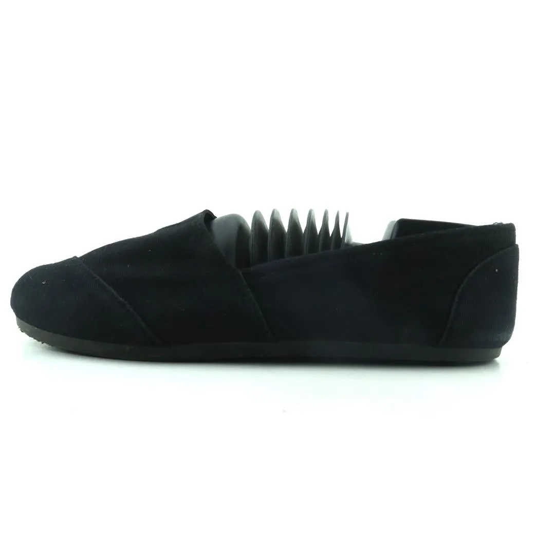 CHARLES ALBERT . Bend Hike Trendy Appeal