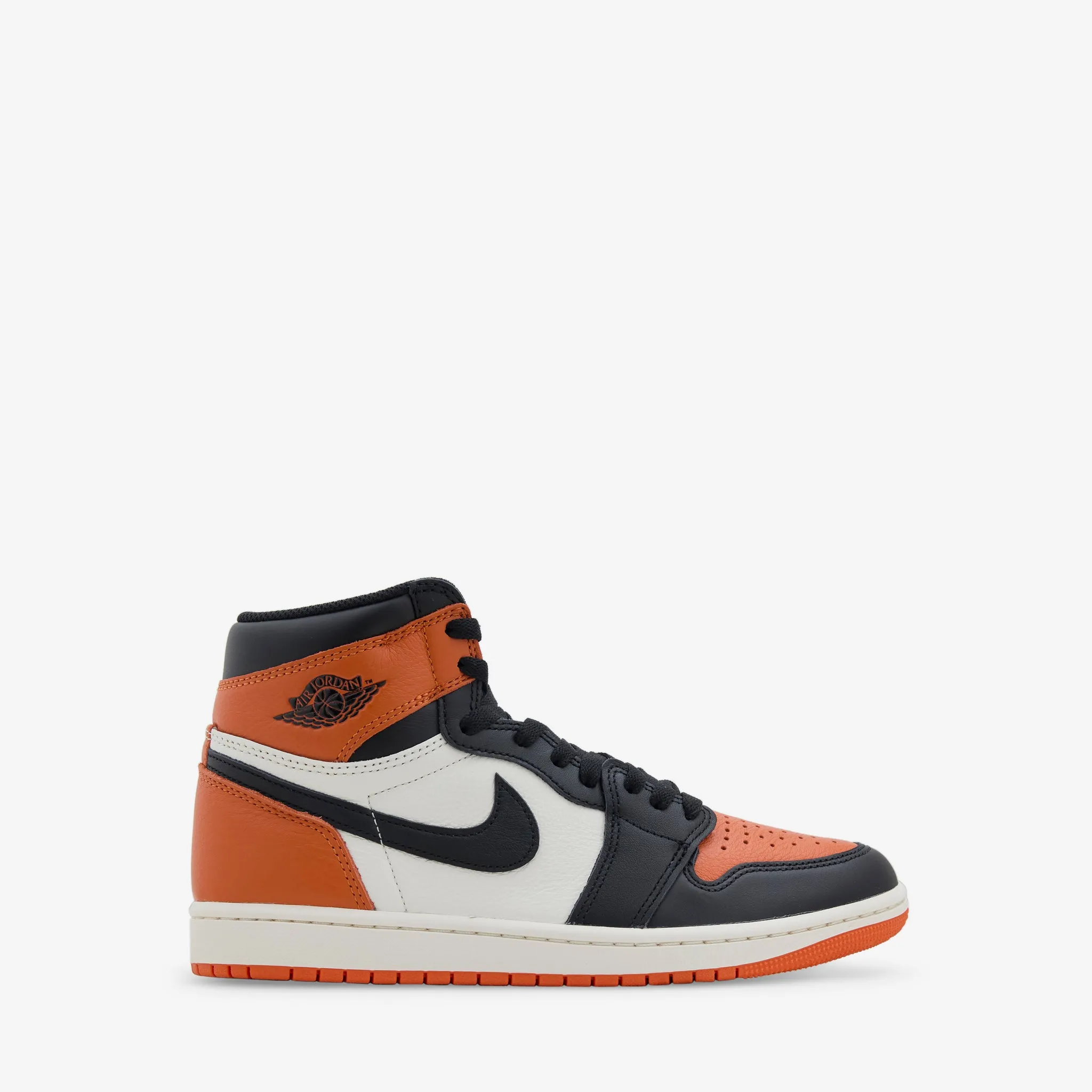 Grade School Air Jordan 1 Retro High OG Black | Sail | Starfish Comfy Wear Subway Go