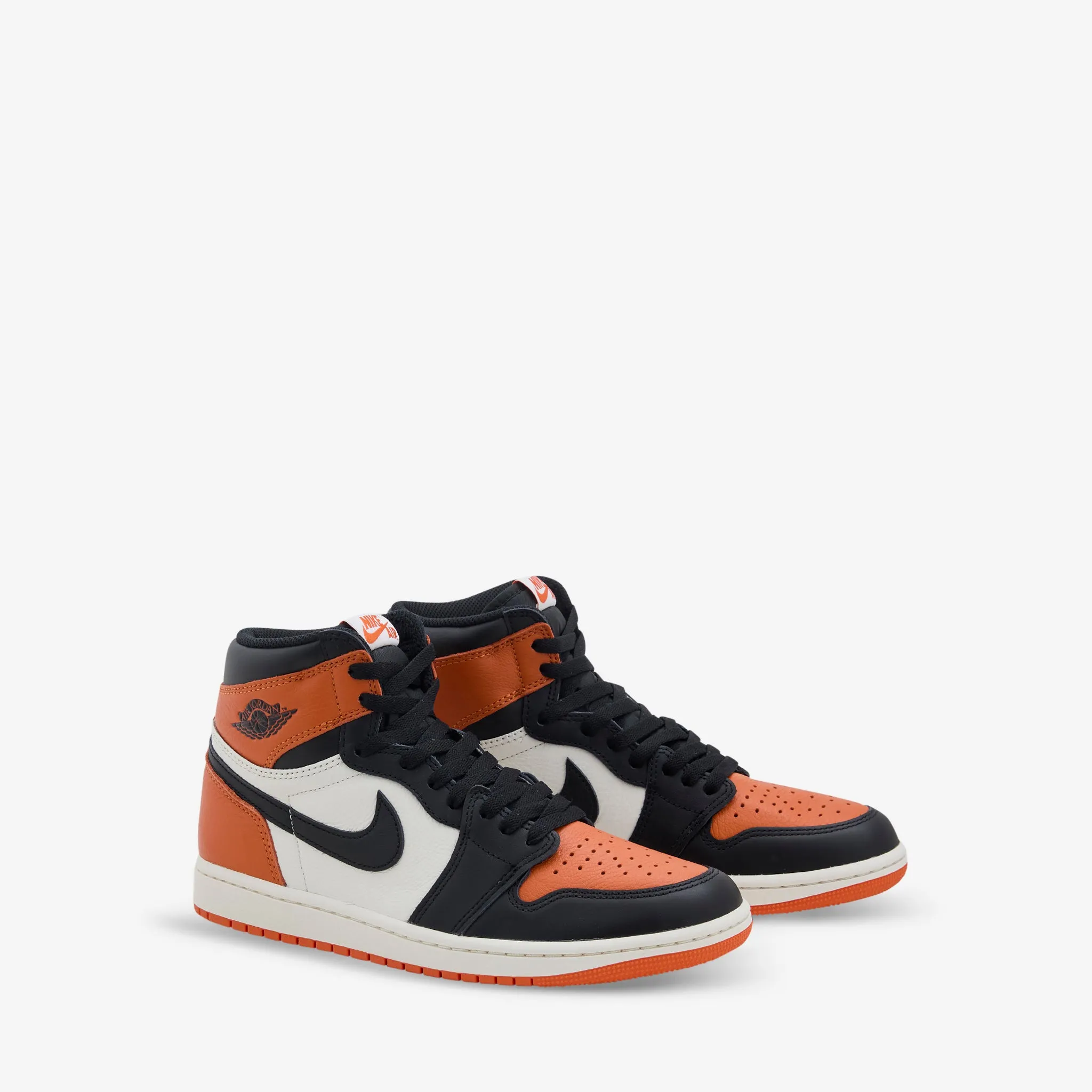 Silent Step Grade School Air Jordan 1 Retro High OG Black | Sail | Starfish
