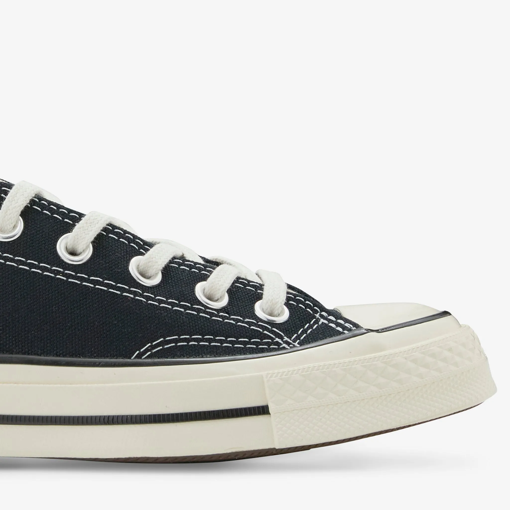 Chuck Taylor 70' Low Black Minimalist Base