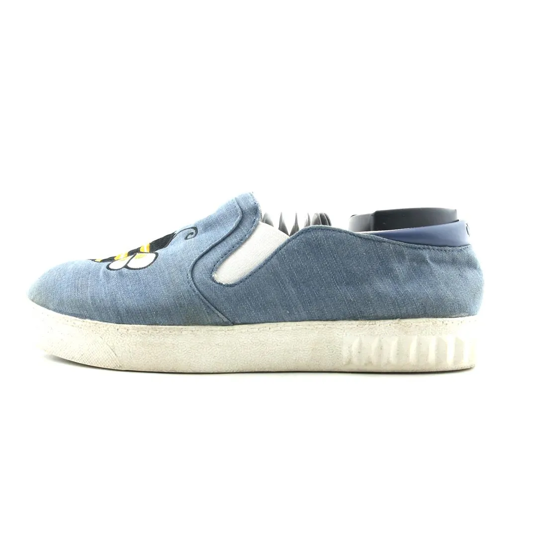CIRCUS . Minimal Detail Slip   Resistant