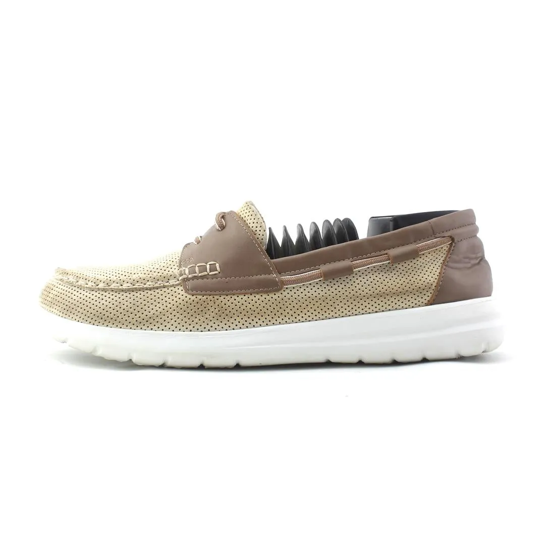 CLARKS CLOUDSTEPPERS Timeless Appeal