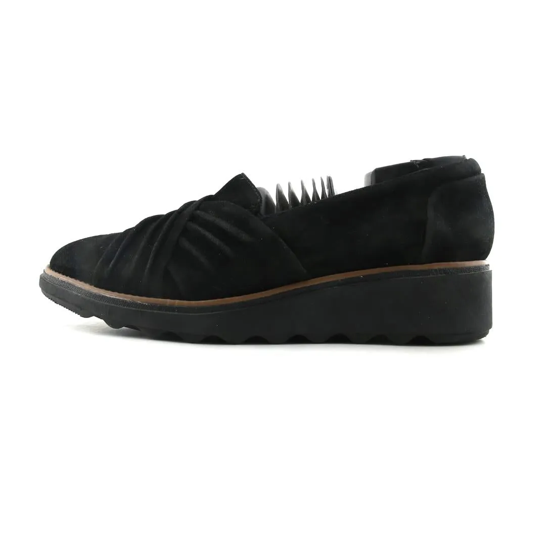 CLARKS COLLECTION Urban Function