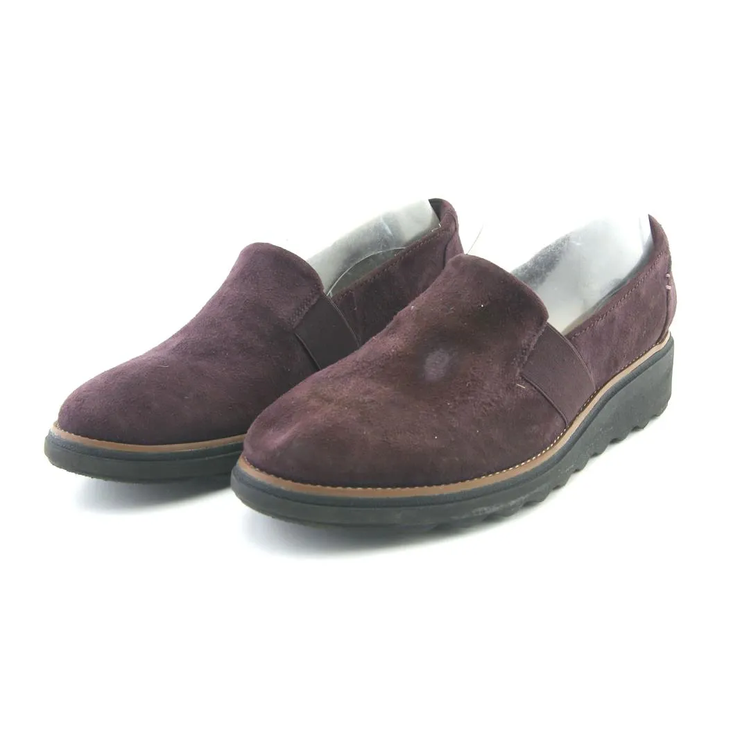 Easy Run Suede Finish CLARKS COLLECTION