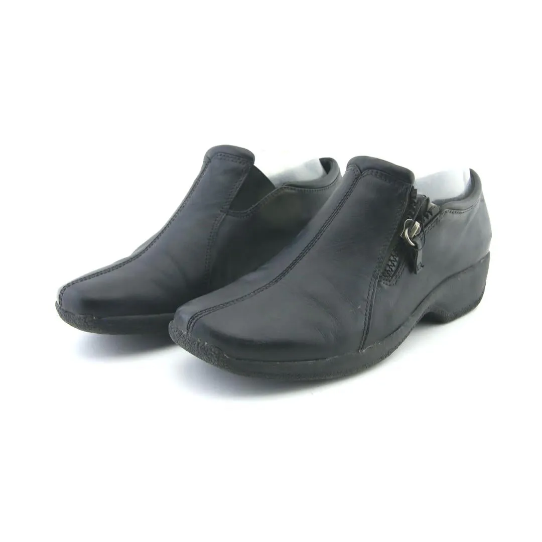 CLARKS ULTIMATE COMFORT Everyday Function foldable