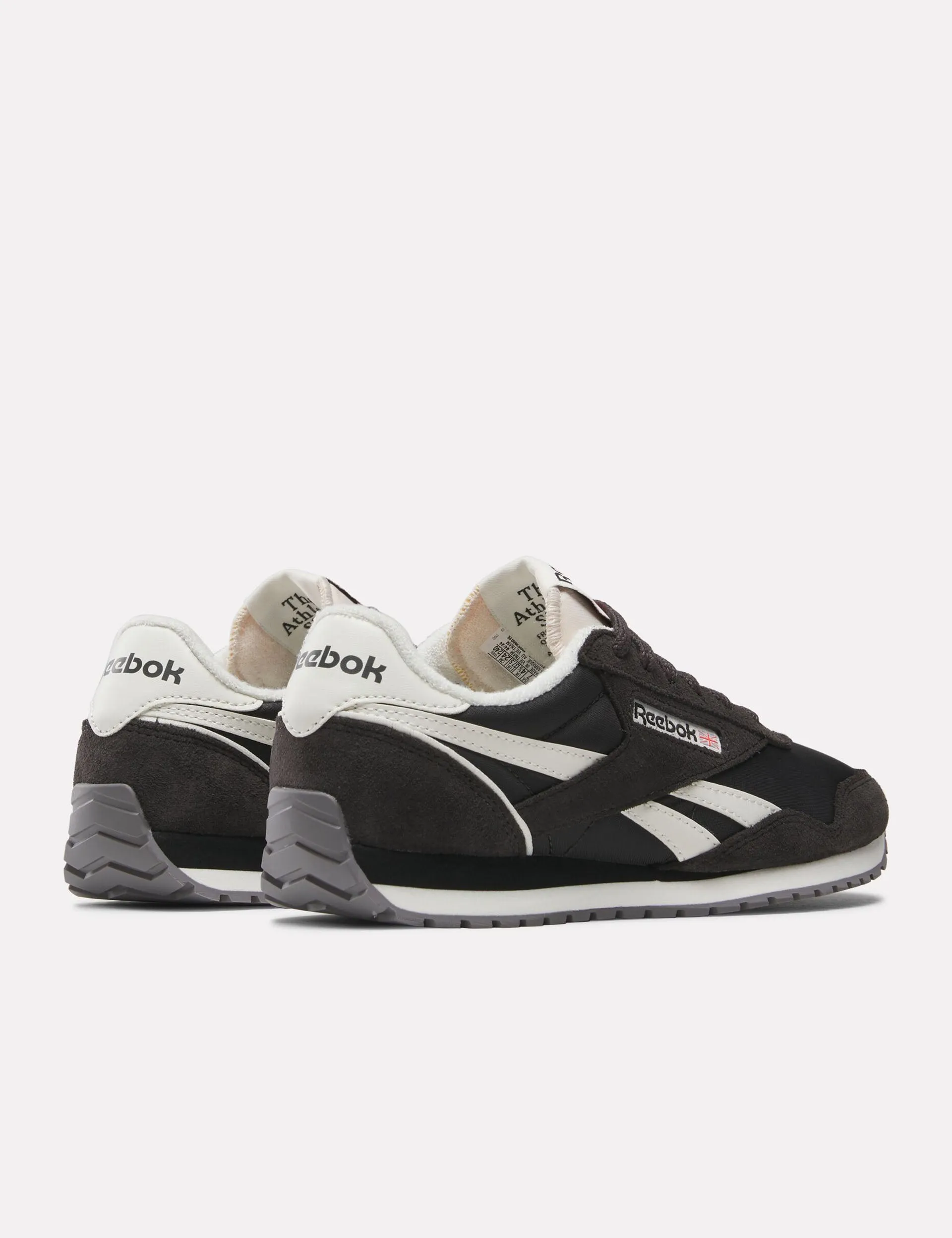 Sturdy Construction Classic AZ Shoes - Washed Black/Chalk