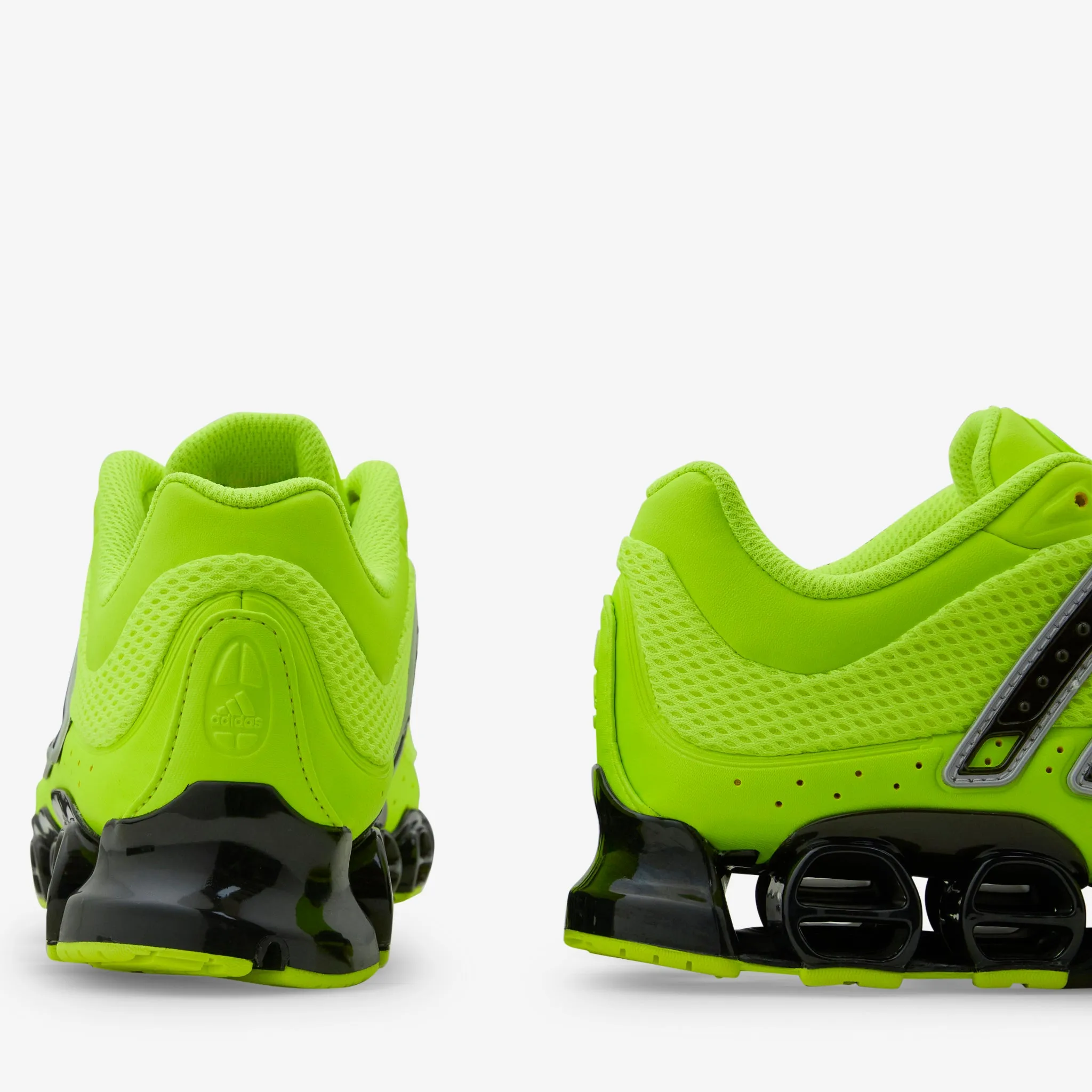 Travel Walk Megaride Solar Yellow | Core Black | Matte Silver